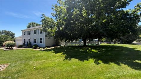 2394 Sesame Street NW Mogadore OH 44260