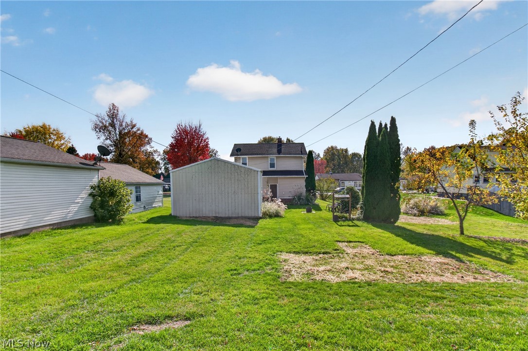 355 2nd Street SW Brewster OH 44613