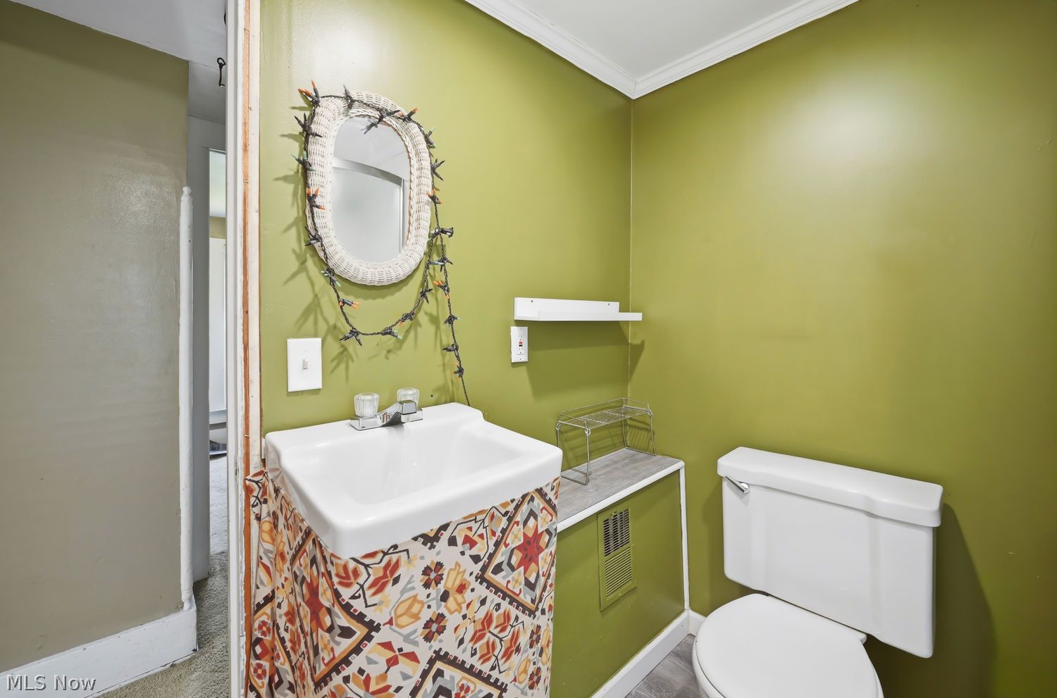 453 Vine Avenue NE Warren OH 44483
