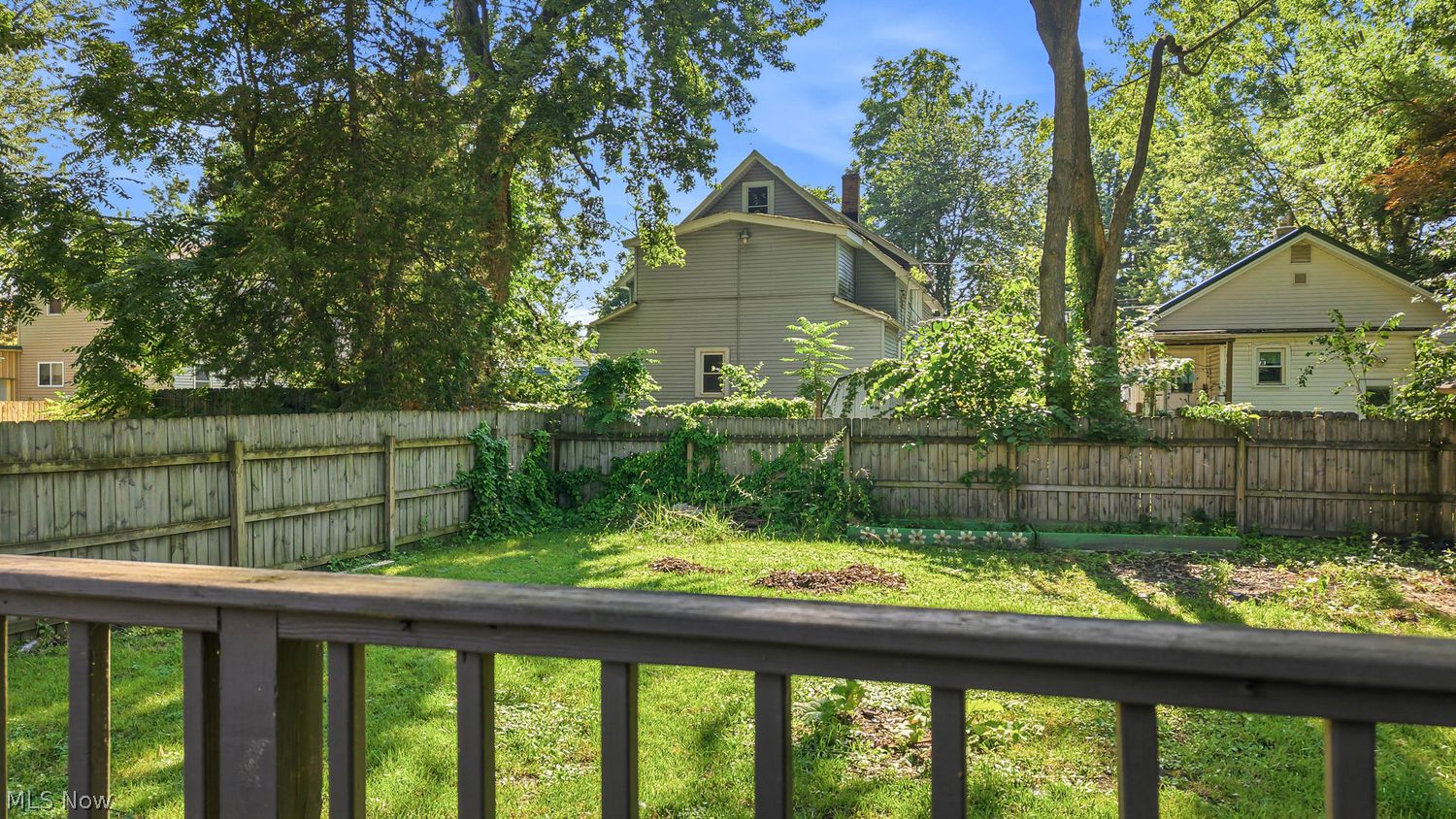 453 Vine Avenue NE Warren OH 44483