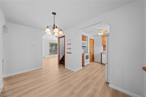 8315 Manorford Drive Parma OH 44129