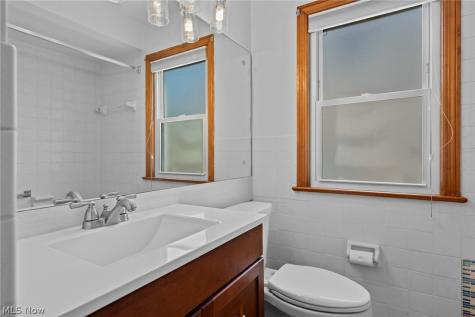 8315 Manorford Drive Parma OH 44129