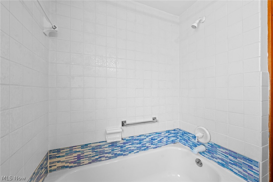 8315 Manorford Drive Parma OH 44129
