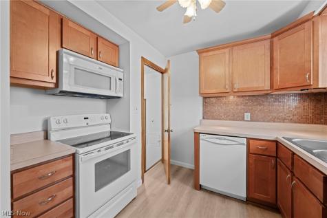 8315 Manorford Drive Parma OH 44129