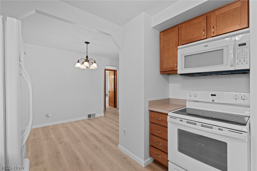 8315 Manorford Drive Parma OH 44129