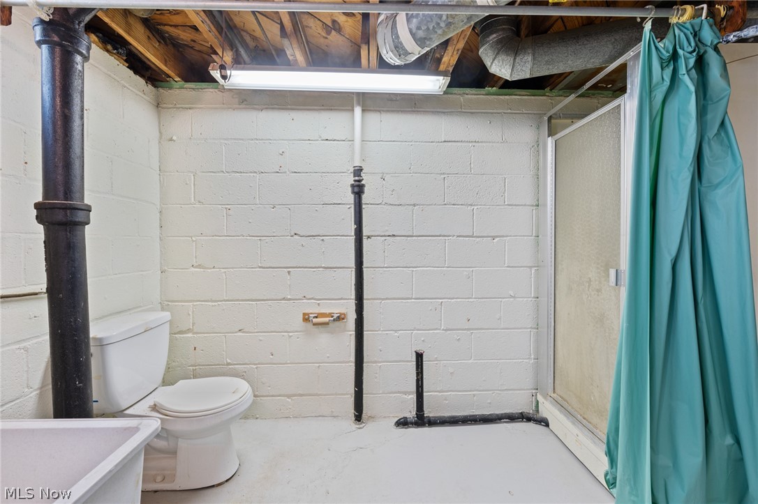 8315 Manorford Drive Parma OH 44129