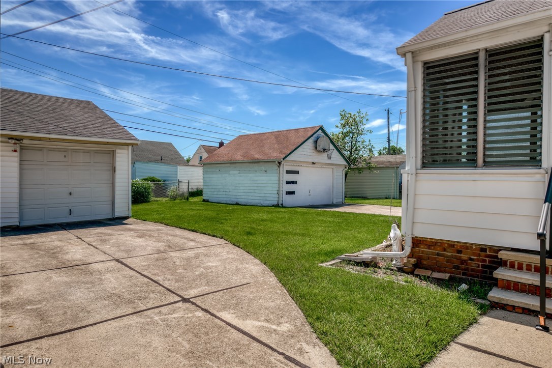8315 Manorford Drive Parma OH 44129