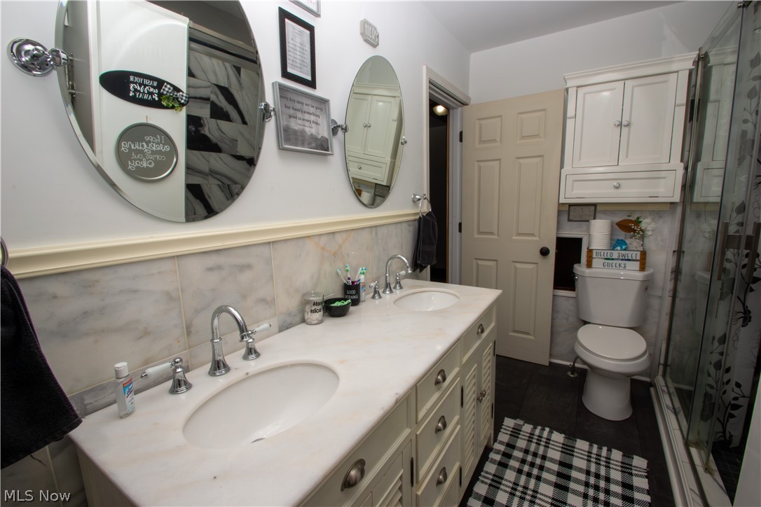 3425 Highview Avenue Cleveland OH 44109