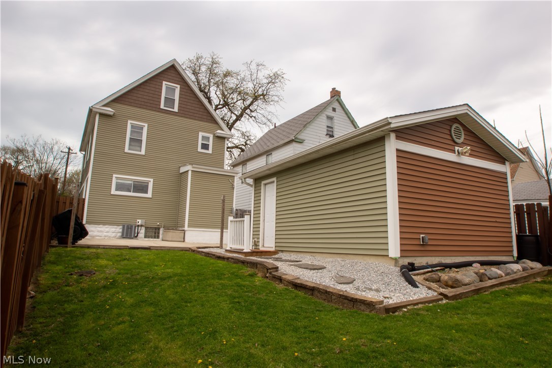 3425 Highview Avenue Cleveland OH 44109