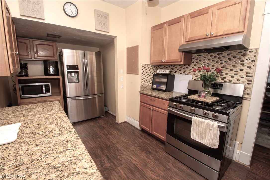 3425 Highview Avenue Cleveland OH 44109