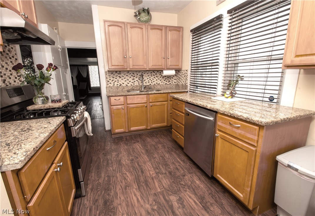 3425 Highview Avenue Cleveland OH 44109