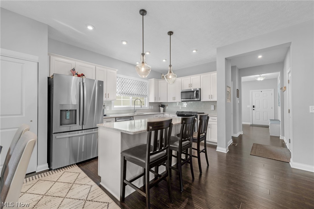 978 Hawkin Lane Aurora OH 44202