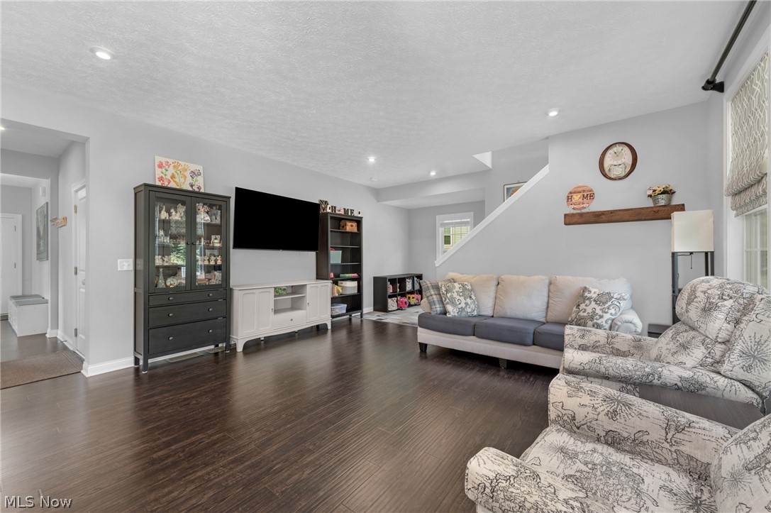 978 Hawkin Lane Aurora OH 44202