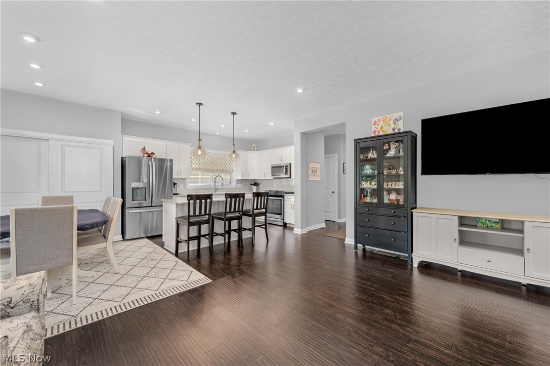 978 Hawkin Lane Aurora OH 44202