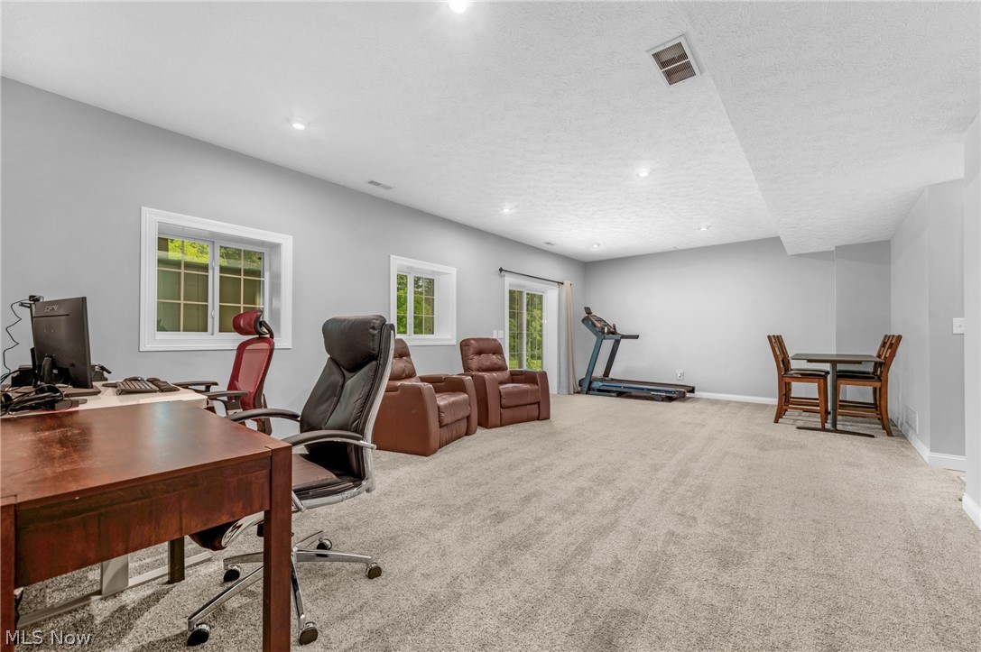 978 Hawkin Lane Aurora OH 44202
