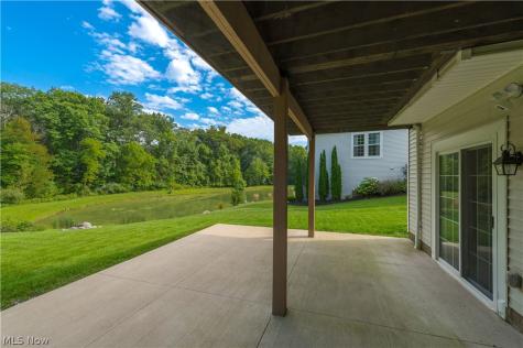 978 Hawkin Lane Aurora OH 44202