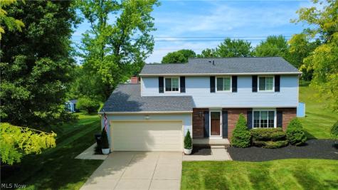 975 Deepwood Drive Macedonia OH 44056
