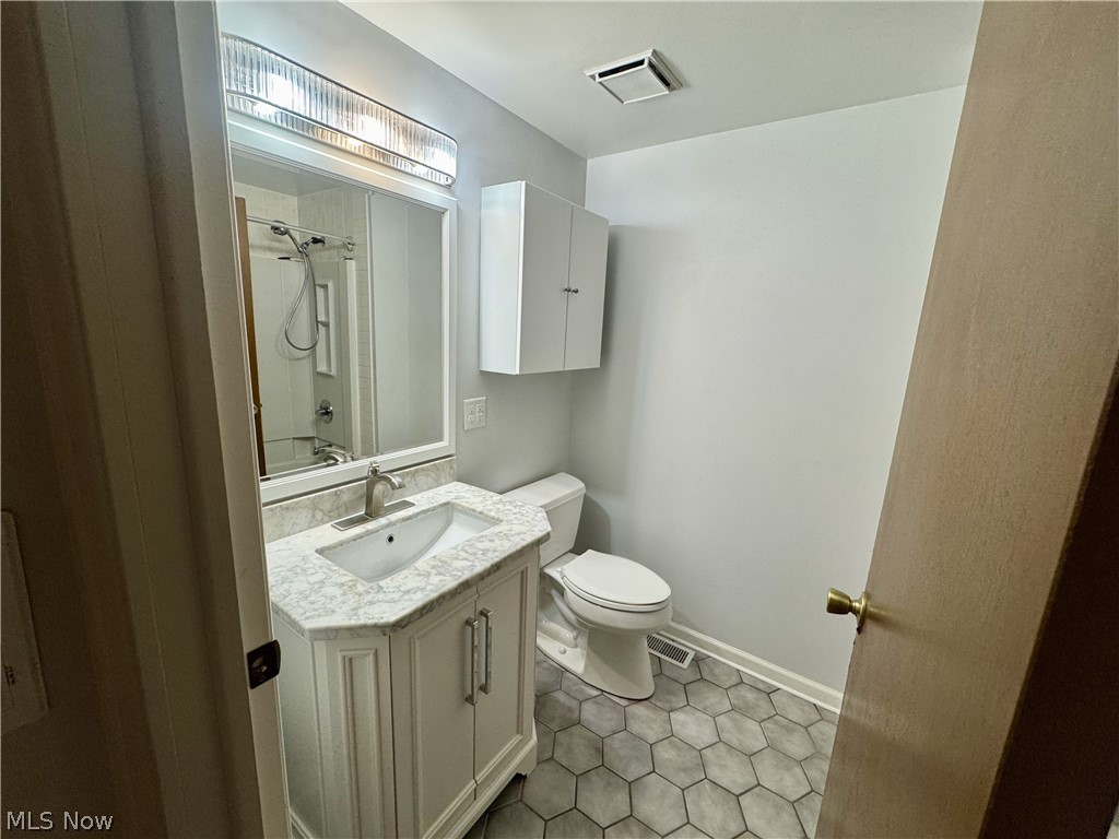 975 Deepwood Drive Macedonia OH 44056