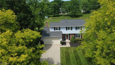 975 Deepwood Drive Macedonia OH 44056