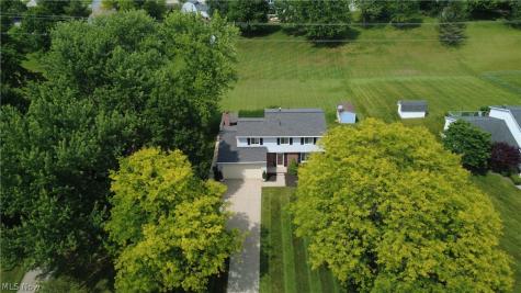 975 Deepwood Drive Macedonia OH 44056