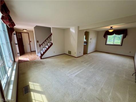 975 Deepwood Drive Macedonia OH 44056