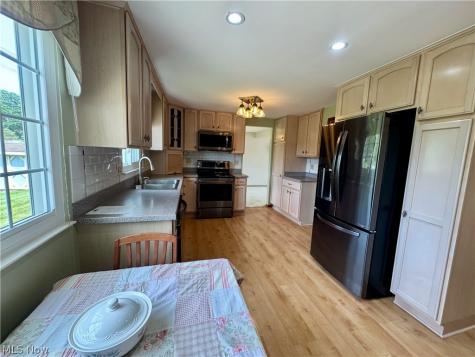 975 Deepwood Drive Macedonia OH 44056