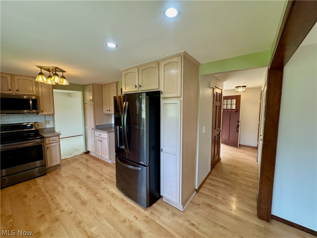 975 Deepwood Drive Macedonia OH 44056