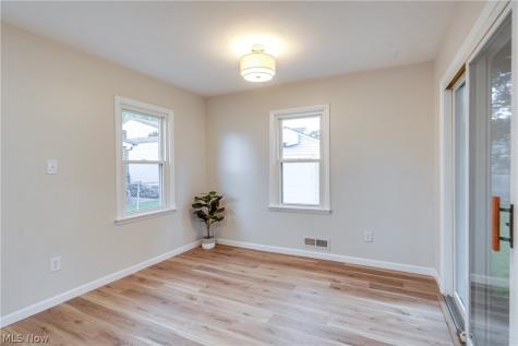 705 E Catawba Avenue Akron OH 44306