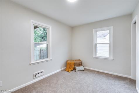 705 E Catawba Avenue Akron OH 44306