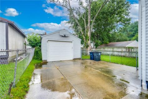 705 E Catawba Avenue Akron OH 44306