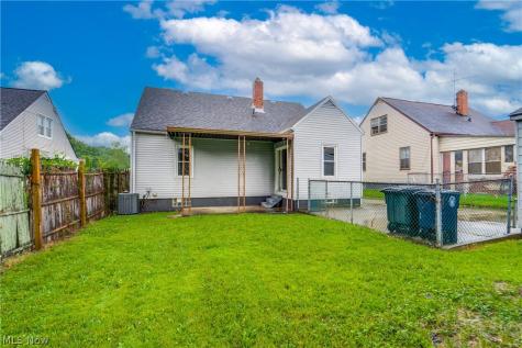 705 E Catawba Avenue Akron OH 44306