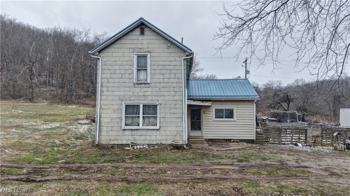 4980 Beagle Club Road SW Newcomerstown OH 43832