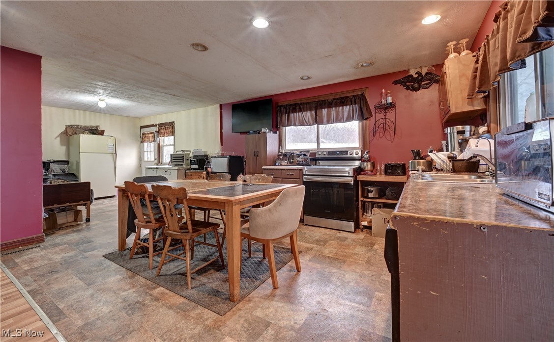 4980 Beagle Club Road SW Newcomerstown OH 43832