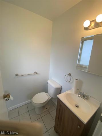 14144 Lisa Drive Maple Heights OH 44137