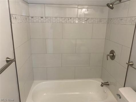 14144 Lisa Drive Maple Heights OH 44137