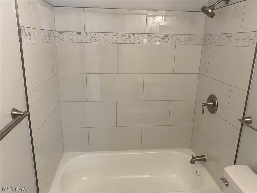14144 Lisa Drive Maple Heights OH 44137