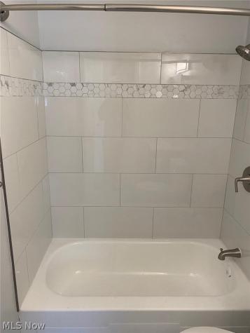 14144 Lisa Drive Maple Heights OH 44137