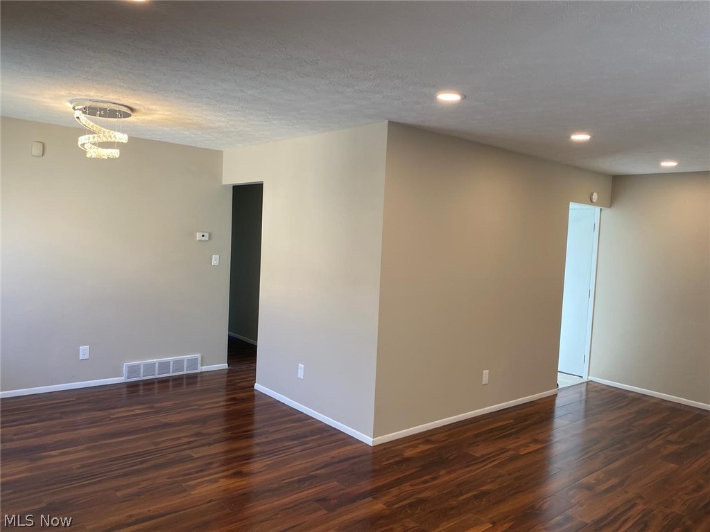 14144 Lisa Drive Maple Heights OH 44137