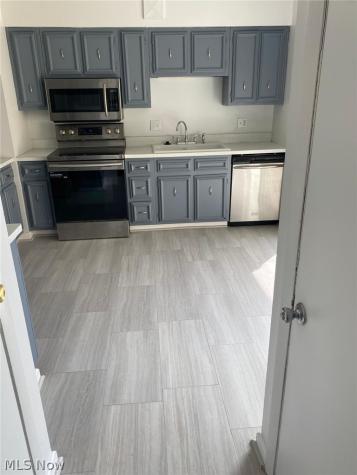 14144 Lisa Drive Maple Heights OH 44137