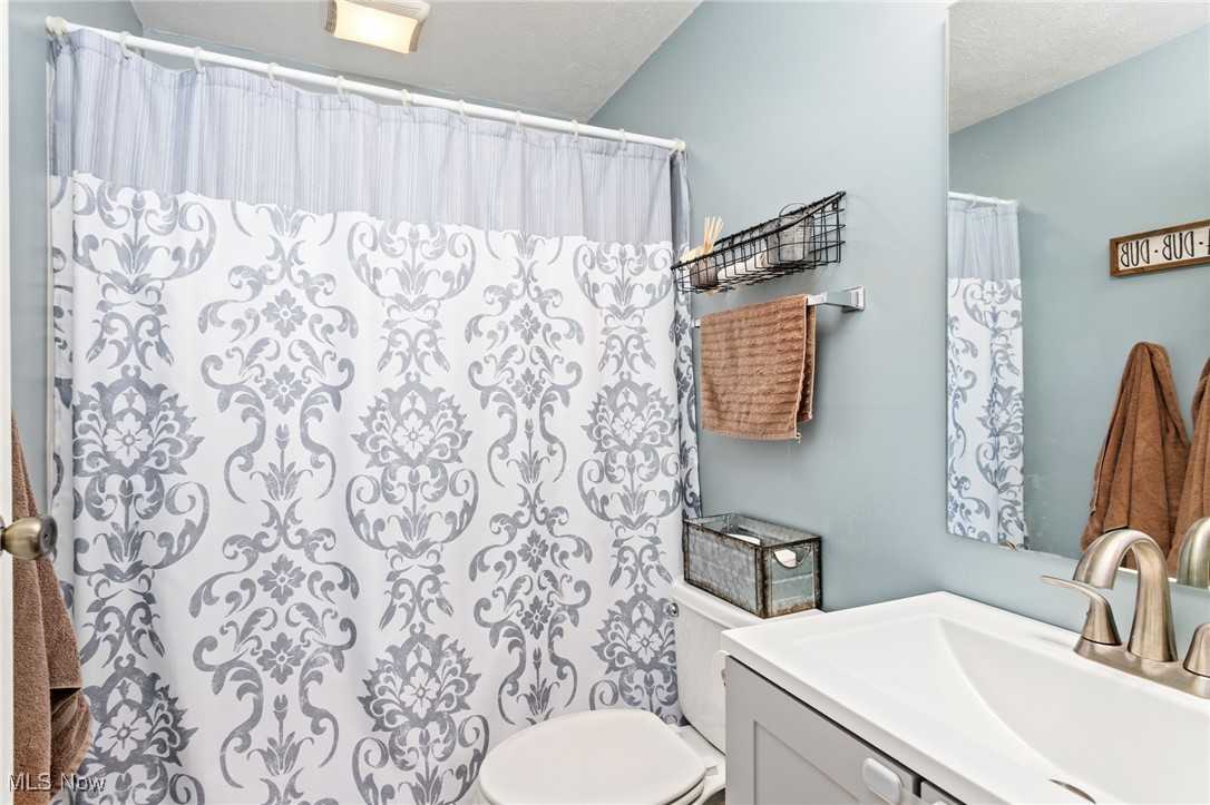 858 Greenfield Drive Medina OH 44256