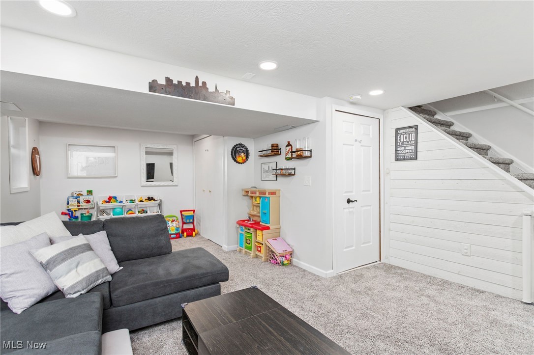 858 Greenfield Drive Medina OH 44256