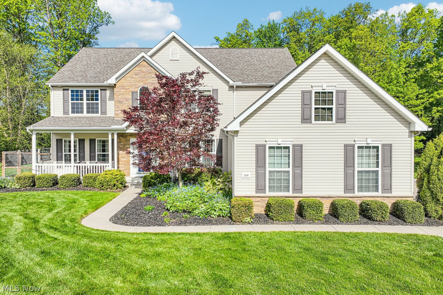 288 Balthazar Circle Avon Lake OH 44012