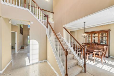 288 Balthazar Circle Avon Lake OH 44012