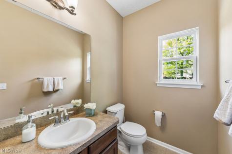 288 Balthazar Circle Avon Lake OH 44012