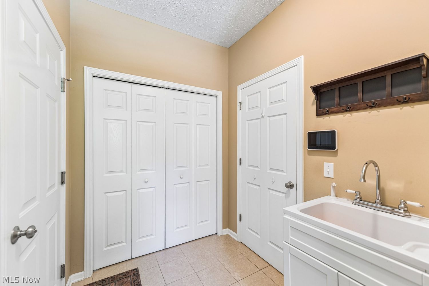 288 Balthazar Circle Avon Lake OH 44012