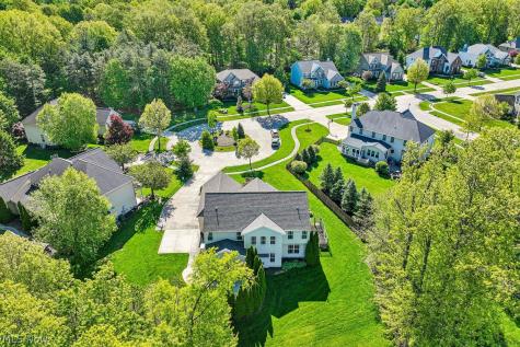 288 Balthazar Circle Avon Lake OH 44012