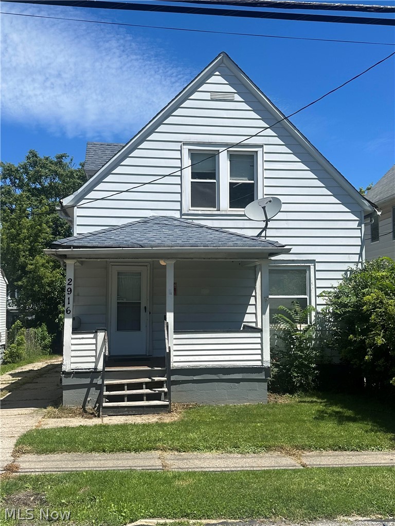 2916 Searsdale Avenue Cleveland OH 44109