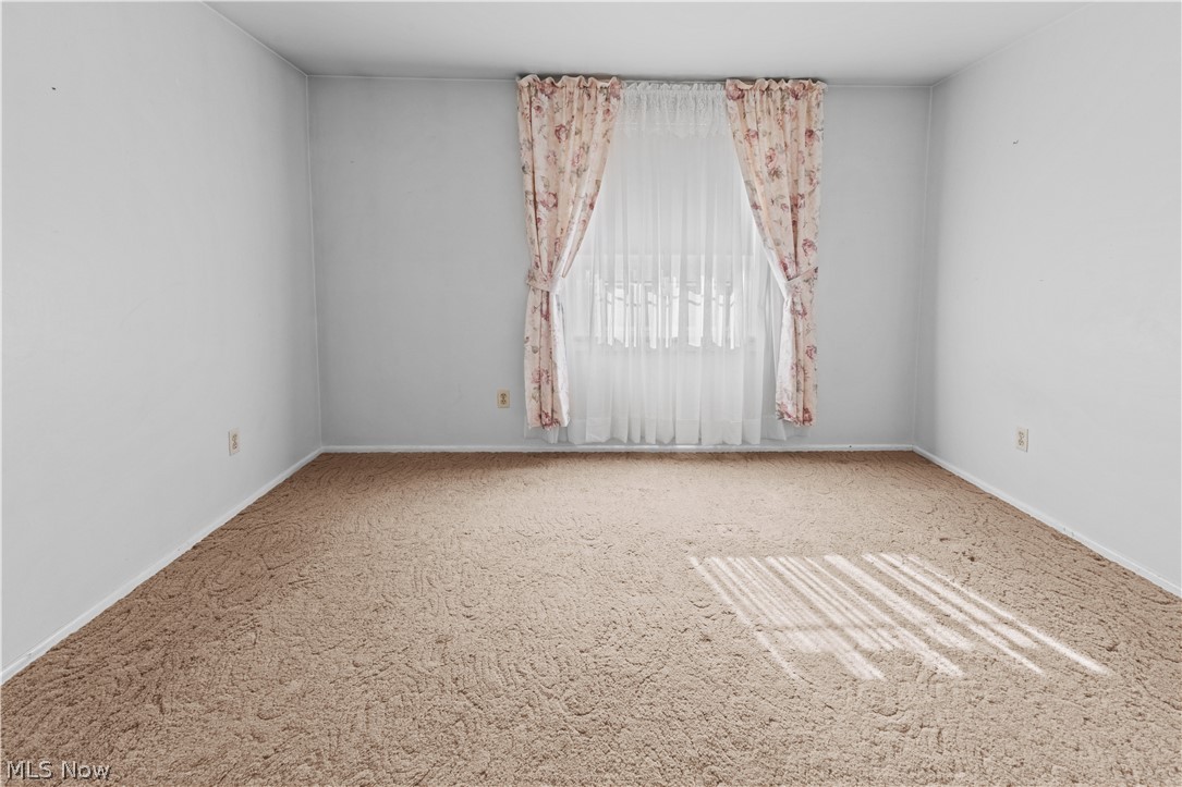 10 Sarah Boulevard Toronto OH 43964