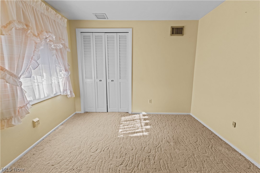 10 Sarah Boulevard Toronto OH 43964