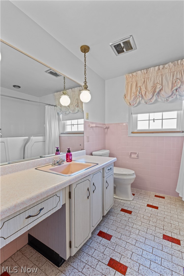 10 Sarah Boulevard Toronto OH 43964